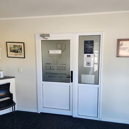 Stag Park Accommodation Taupo Exterior photo